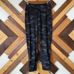 Athleta Girl Printed Powervita Jogger size M/8-10